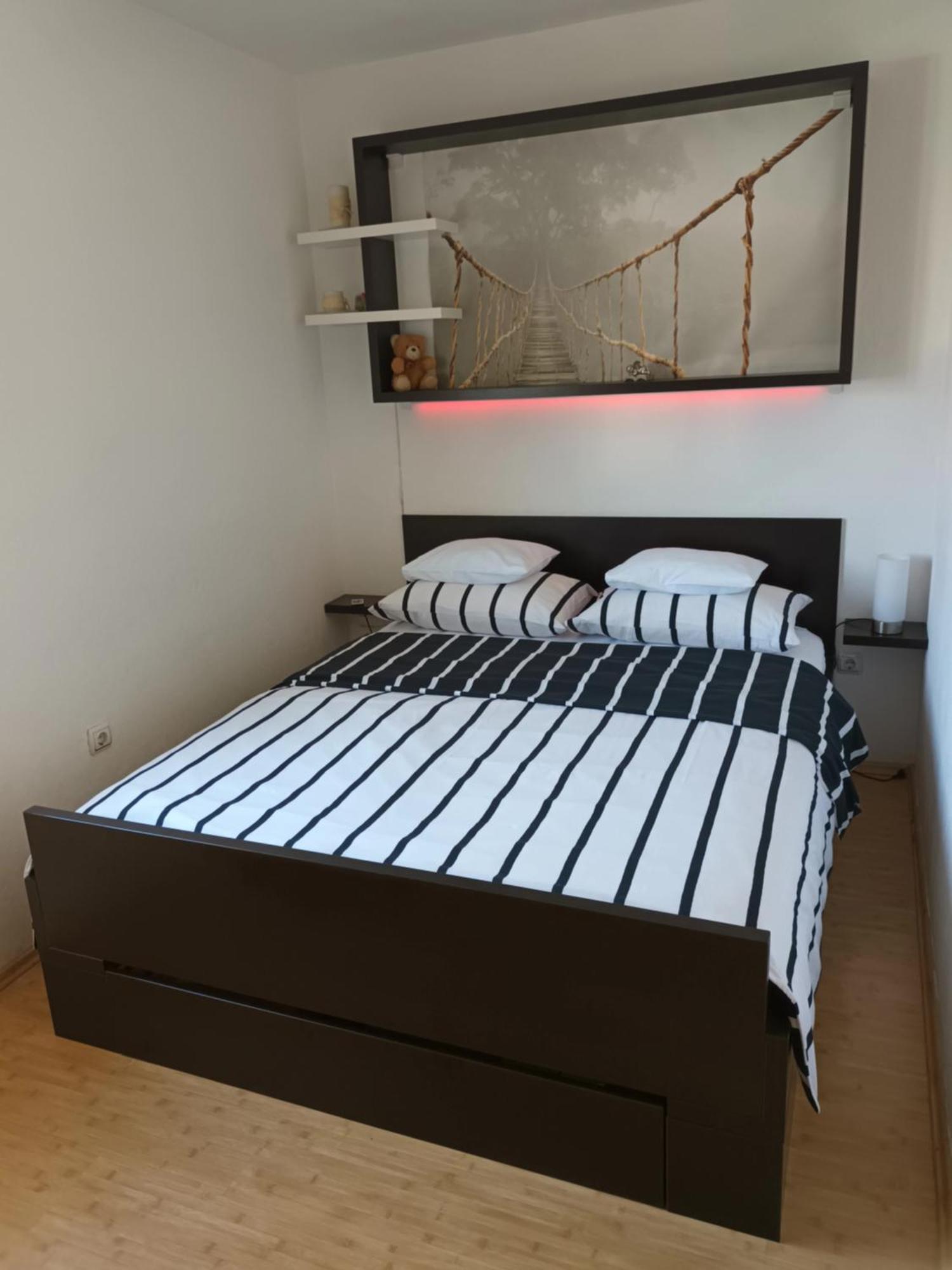Kike Red Apartment Kastela Luaran gambar