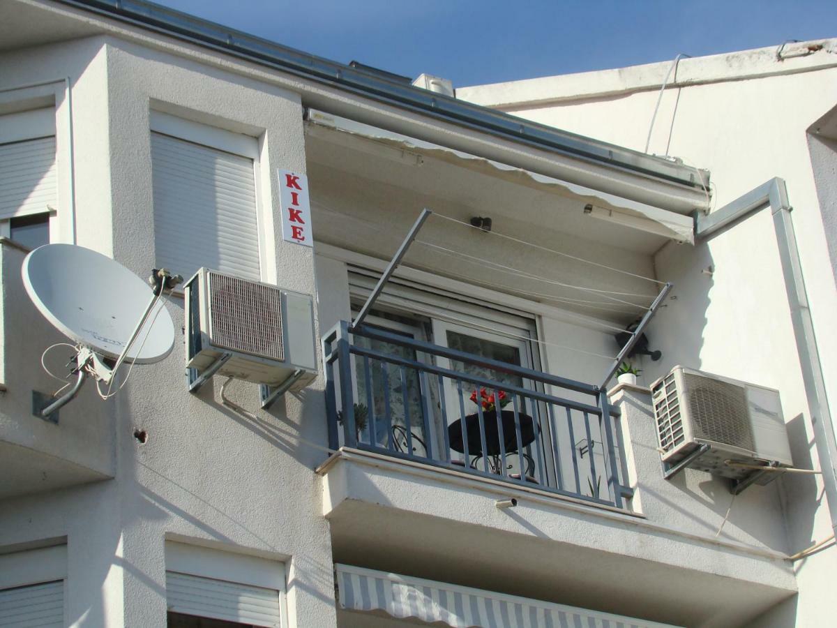 Kike Red Apartment Kastela Luaran gambar