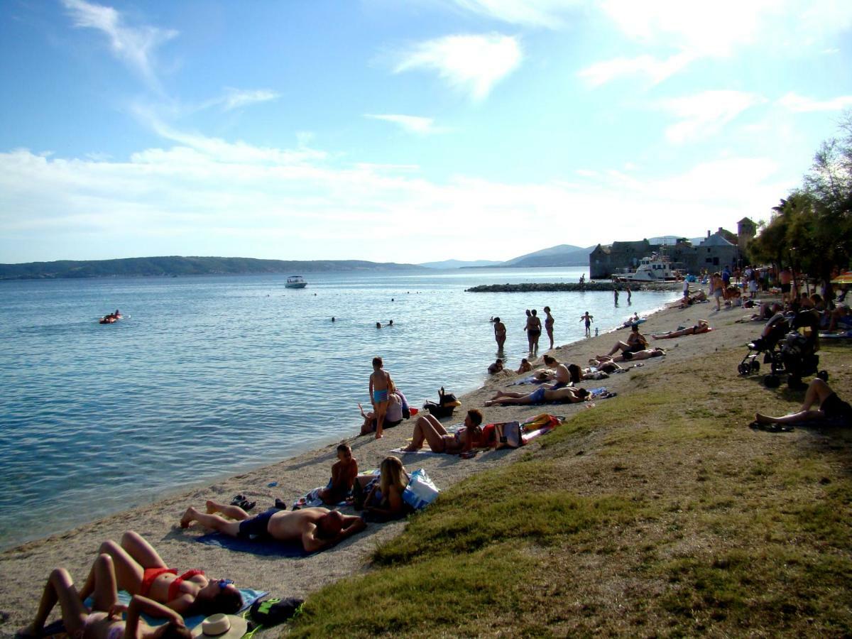 Kike Red Apartment Kastela Luaran gambar
